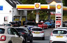 As long lines for fuel persist, the British army will begin driving tankers.
