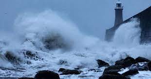 Storm Arwen wreaks havoc on Britain, cuts the electricity supply to a hundred thousand people.