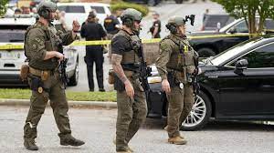 US gloomy Easter weekend with 4 mass shootings in 6 hours 38 wounded 6 dead.