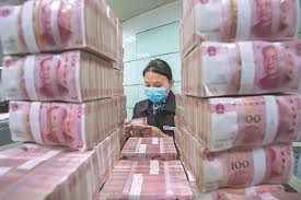 3 Chinese banks have frozen over $178m deposits, leaving depositors in the dark.