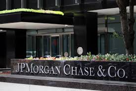 US big banks embrace insurance-based credit-linked notes as regulators opt for higher capital.